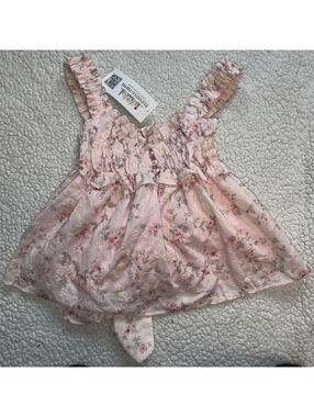 NWT Camellia Floral Top